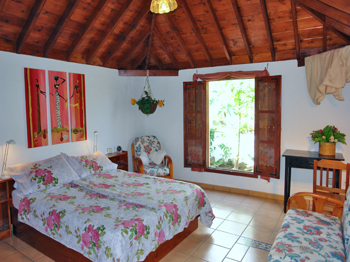 Back to the small photos? Click here...