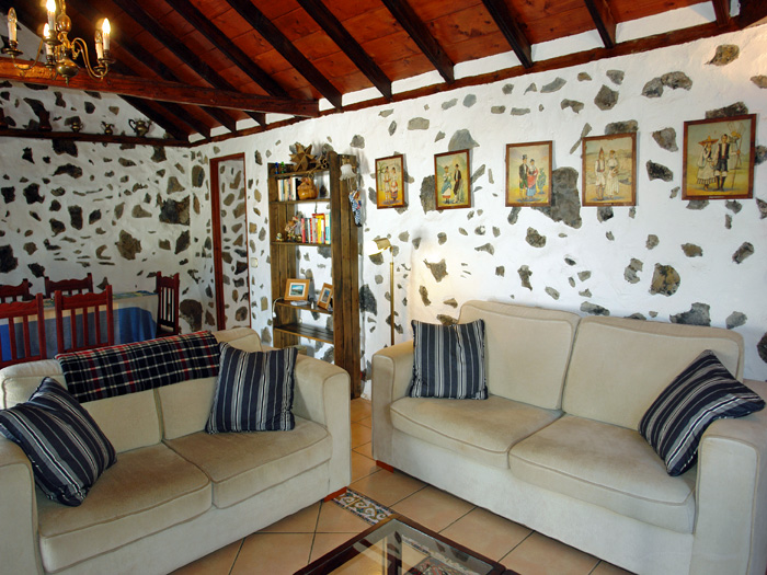 Back to the small photos? Click here...