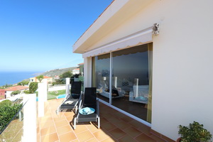 Click here for bigger photos