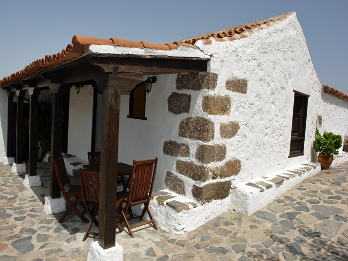 Back to the small photos? Click here...