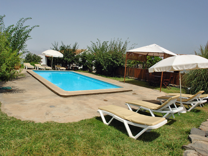 Back to the small photos? Click here...