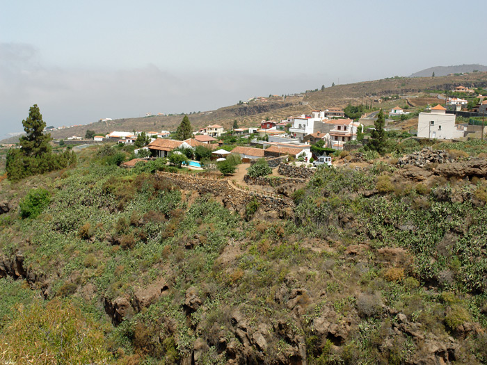 Back to the small photos? Click here...