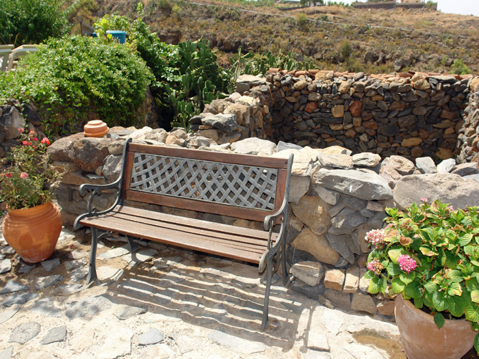 Back to the small photos? Click here...