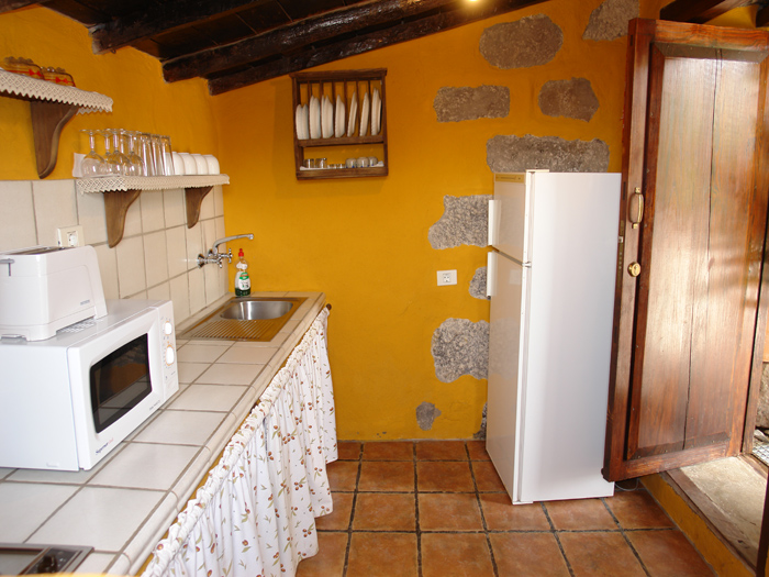 Back to the small photos? Click here...