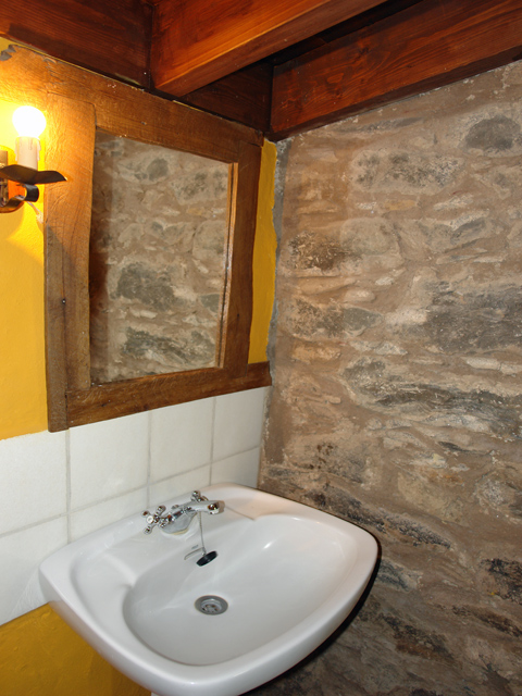 Back to the small photos? Click here...