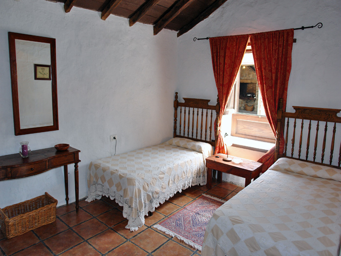 Back to the small photos? Click here...