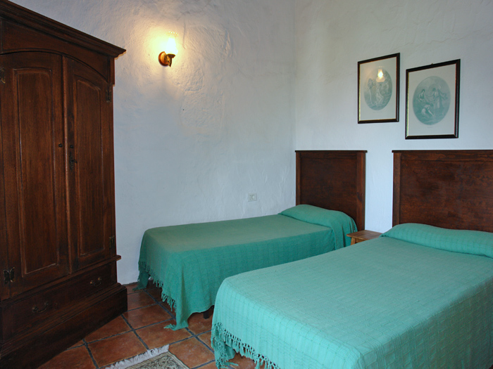 Back to the small photos? Click here...