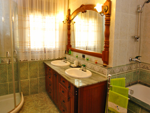 Click here for bigger photos