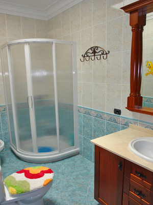 Click here for bigger photos