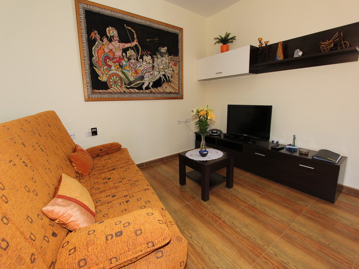 Back to the small photos? Click here...