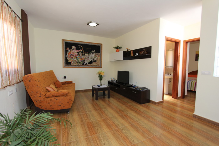 Back to the small photos? Click here...