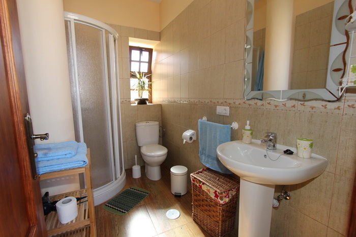 Back to the small photos? Click here...