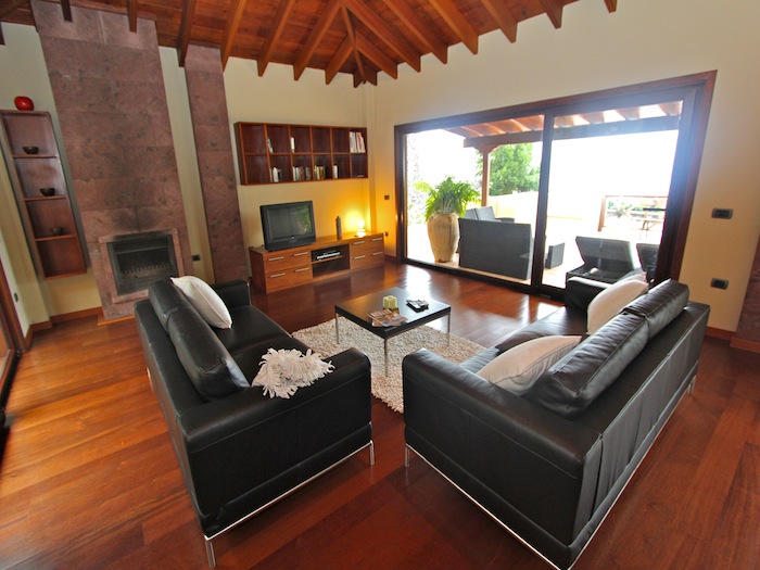 Back to the small photos? Click here...