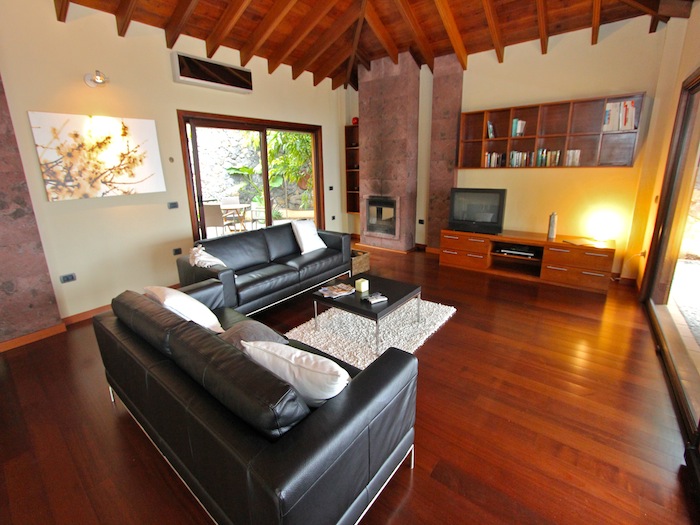 Back to the small photos? Click here...