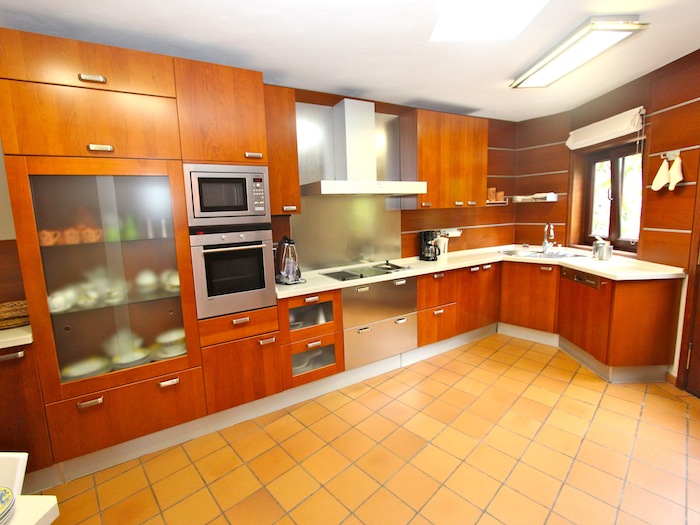 Back to the small photos? Click here...