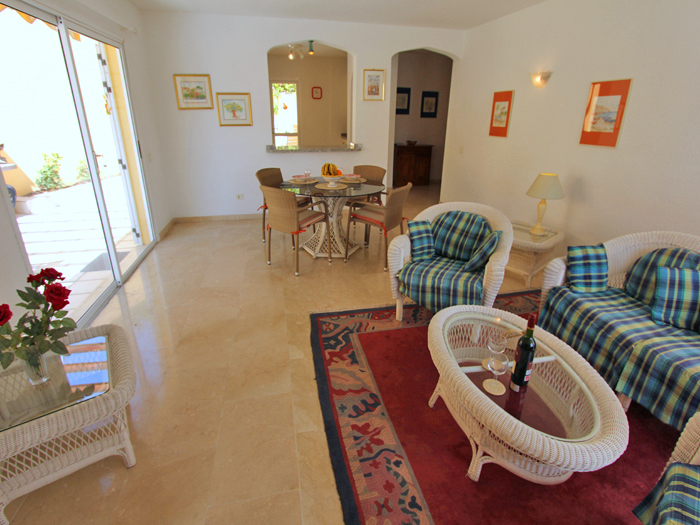 Back to the small photos? Click here...