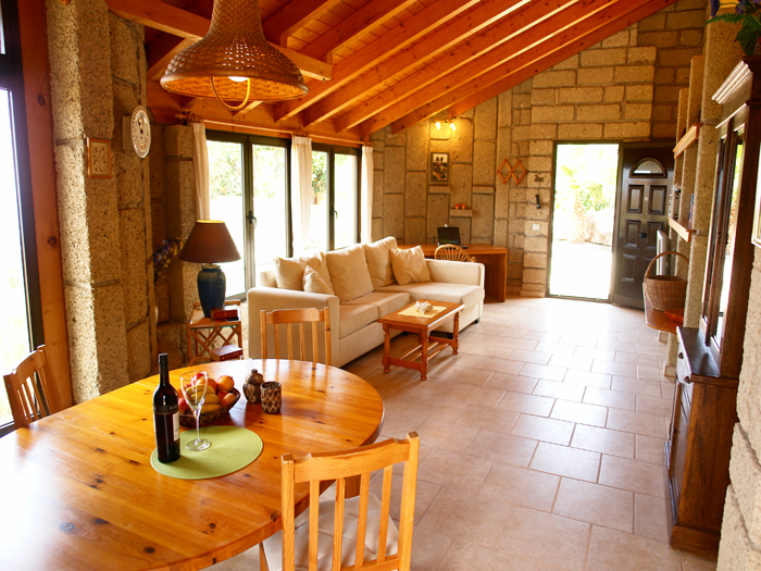 Back to the small photos? Click here...